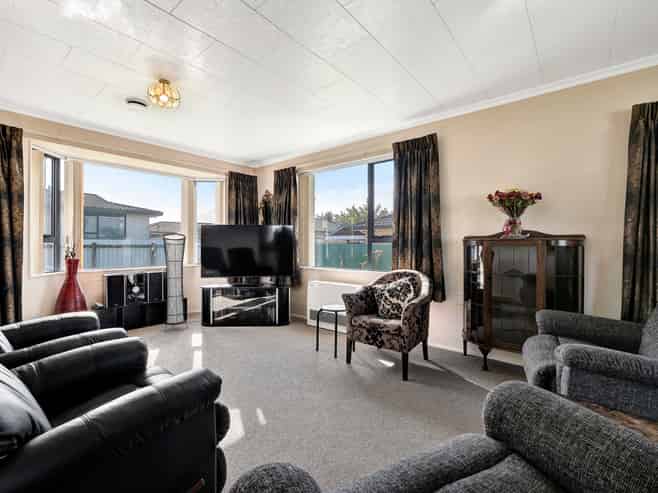 38b Orlando Street, Stratford