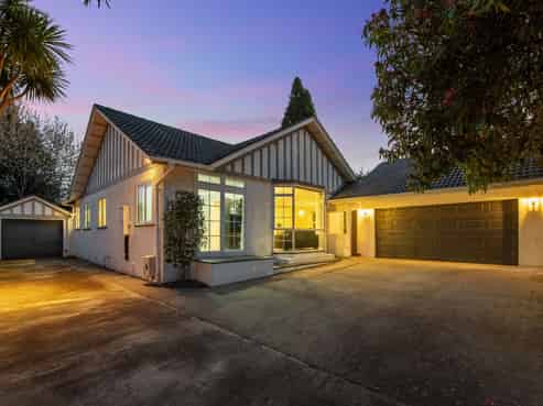 24 High Street, Glenholme