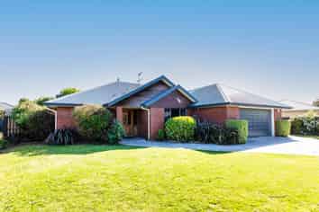 25 Panckhurst Drive, Woodend
