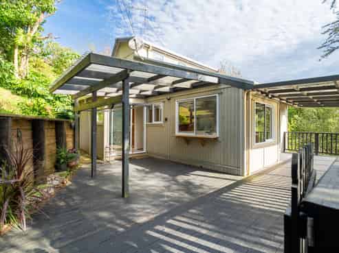 126 Western Hills Drive, Kensington