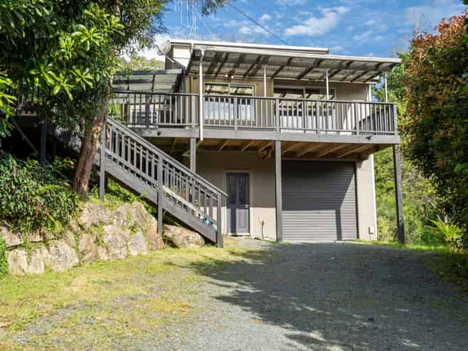 126 Western Hills Drive, Kensington