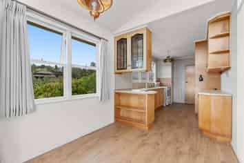 204 Old Titirangi Road , Titirangi