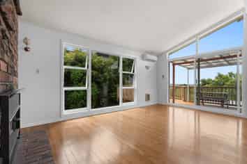 204 Old Titirangi Road , Titirangi