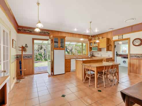 103 Win Valley Road, Dovedale