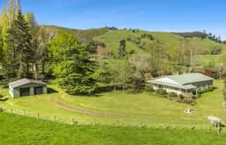 103 Win Valley Road, Dovedale