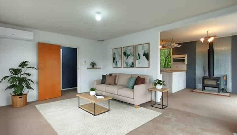 32 Castle Crescent, Stokes Valley