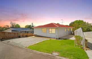 6C Zingaro Place, Massey