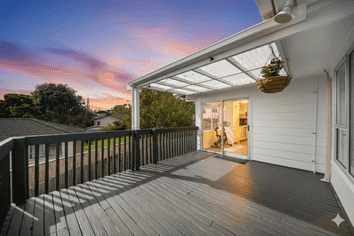 6C Zingaro Place, Massey