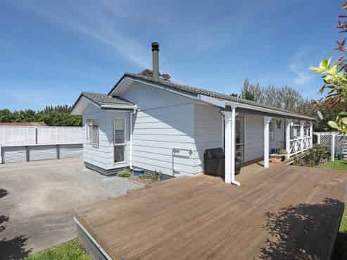 14b Vera Street, Marton