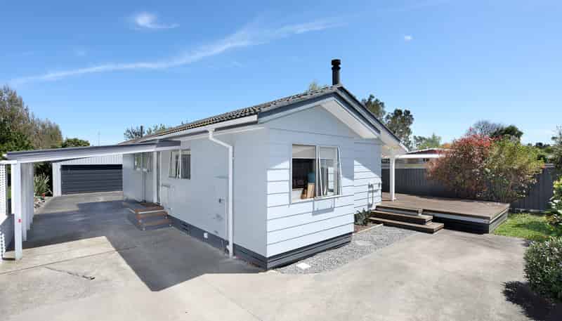 14b Vera Street, Marton
