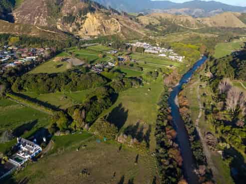 4 Reikorangi Road, Waikanae