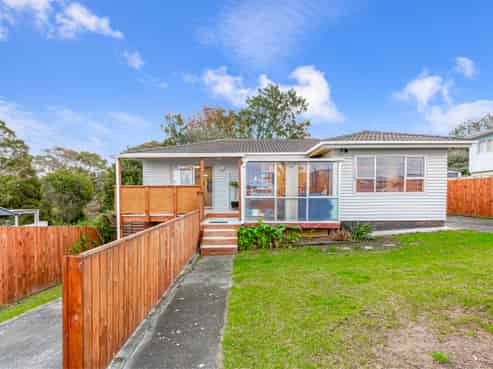 13 Redwood Drive, Massey