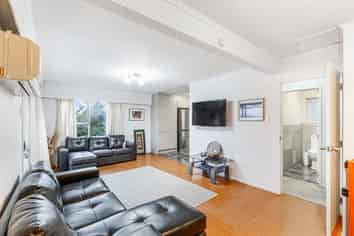 13 Redwood drive, Massey