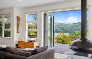 120 Pipers Valley Road, Duvauchelle