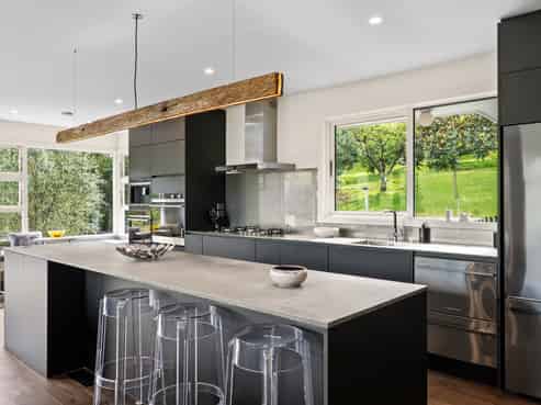 120 Pipers Valley Road, Duvauchelle