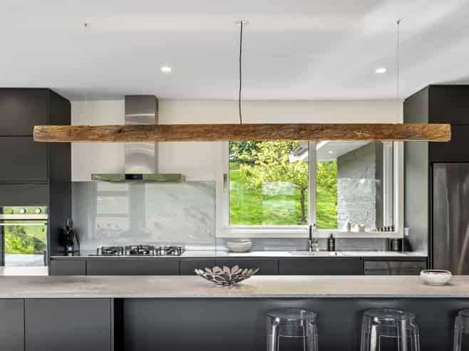 120 Pipers Valley Road, Duvauchelle
