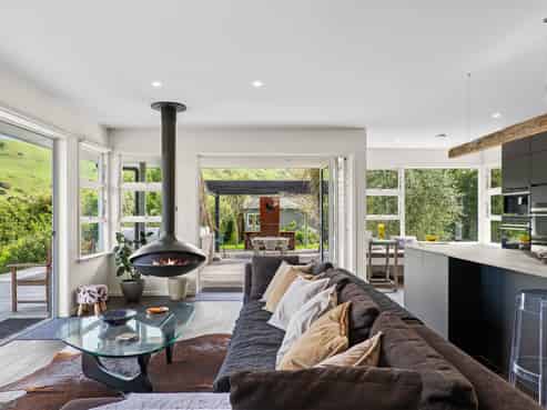 120 Pipers Valley Road, Duvauchelle