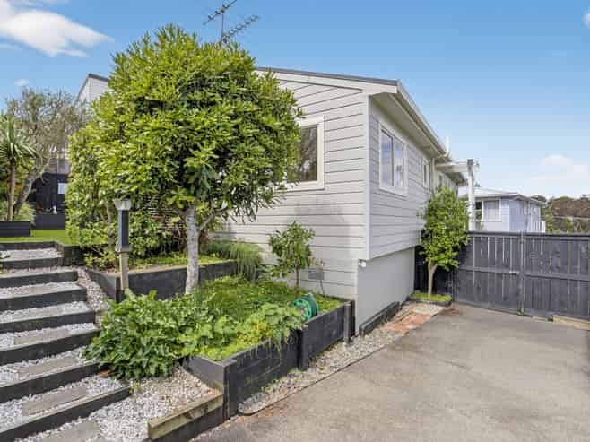 2/74 Sunnynook Road, Sunnynook