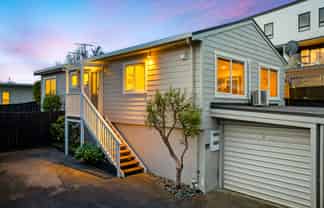 2/74 Sunnynook Road, Sunnynook