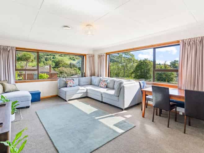 130 Centennial Avenue, Helensburgh