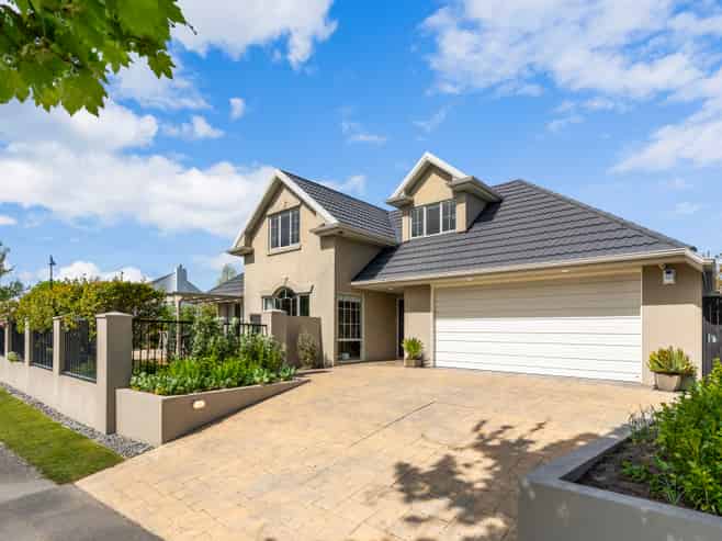 30 Glasnevin Drive, Casebrook