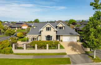 30 Glasnevin Drive, Casebrook
