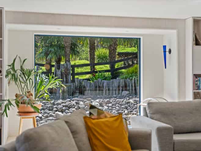 105 Waterfall Road, Paraparaumu