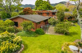 266 Paton Road, Hope