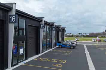 Commercial value in Papamoa