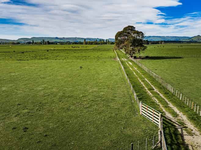 3637 State Highway 2, Takapau