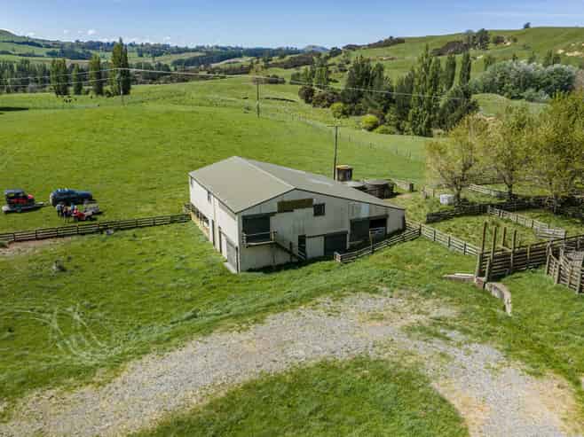 1438 Waihau Road, Patoka