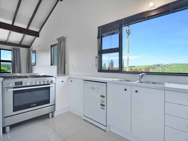 1438 Waihau Road, Patoka