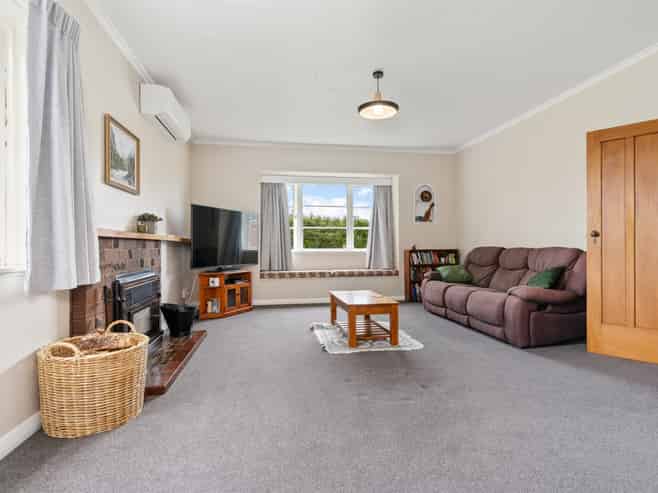 24 Masters Crescent, Masterton