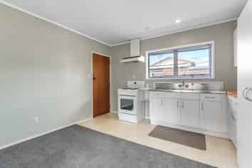 A/191 Centreway Road , Orewa
