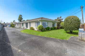 A/191 Centreway Road , Orewa