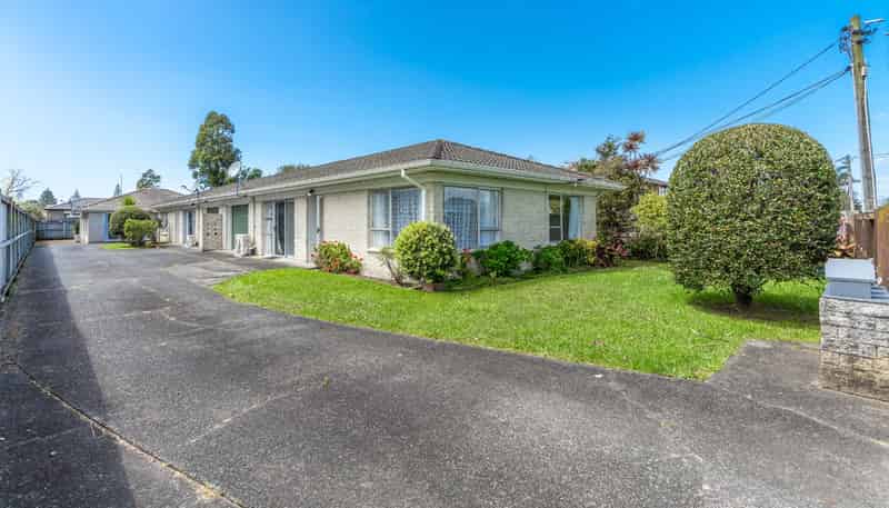 A/191 Centreway Road , Orewa