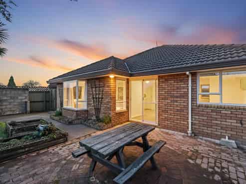 2/114 Warden Street, Richmond