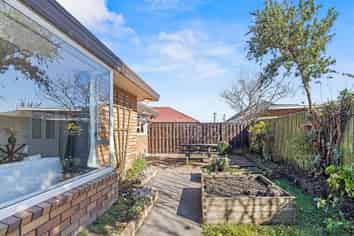 2/114 Warden Street, Richmond