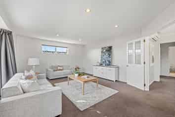 2/114 Warden Street, Richmond