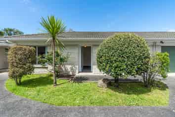 B/191 Centreway Road , Orewa