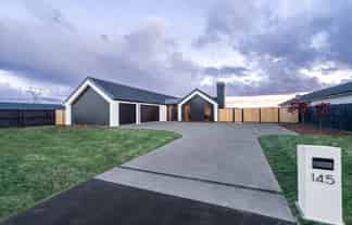 145 Silver Peaks Drive, West Melton