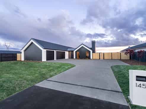145 Silver Peaks Drive, West Melton