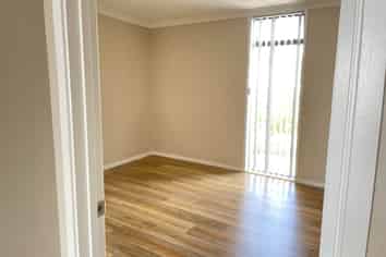 3/4 Hulme Place, Henderson