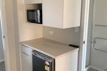 4/11 Knighton Road (Room C), Hillcrest