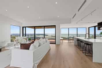 5 Haumoko Lane, Clifton