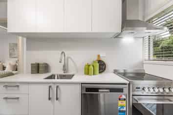 4/110 Selwyn Street, Onehunga