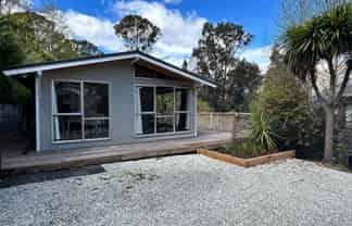 8 Evergreen Place, Sunshine Bay