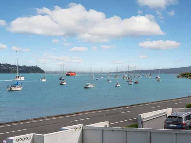 55 The Parade, Bucklands Beach