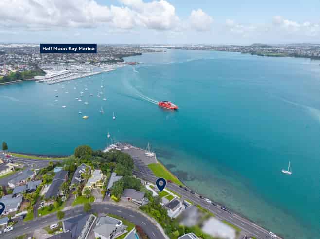 55 The Parade, Bucklands Beach