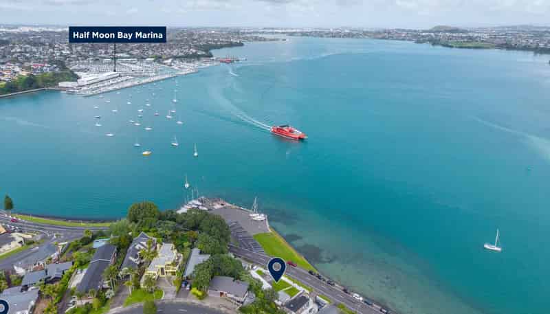 55 The Parade, Bucklands Beach